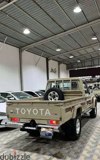 Toyota Land Cruiser Pickup 2016