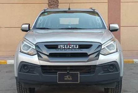 Isuzu Mu X 2020