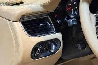 بورشه ماكان 2015