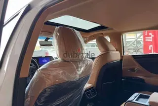 لكزس IS 250 2025