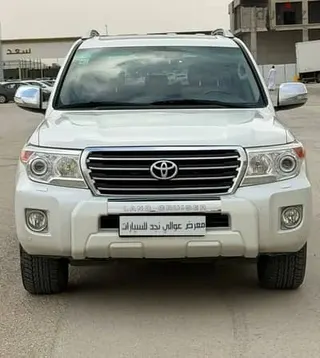 Toyota Land Cruiser GXR 2015