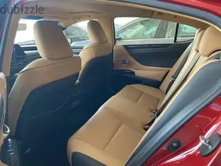 لكزس ES 250 2023