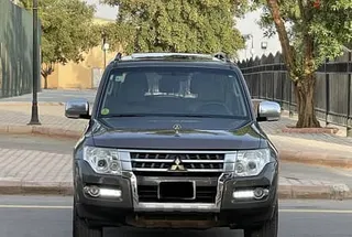 ميتسوبيشي باجيرو 2015
