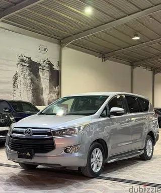 Toyota Innova 2017