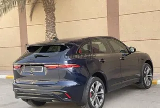 جاكوار F Pace 2024