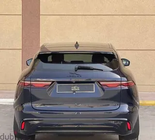 جاكوار F Pace 2024