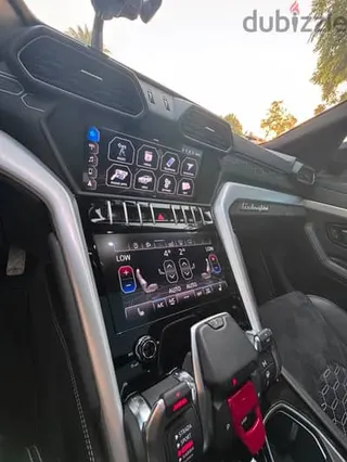 لامبورغيني Urus 2025