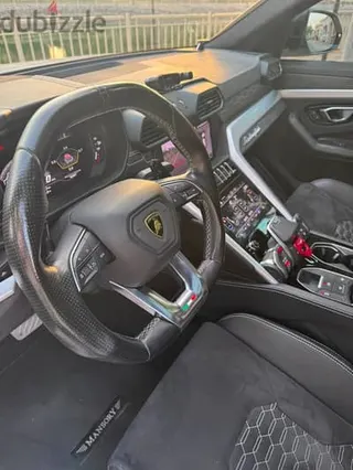 لامبورغيني Urus 2025
