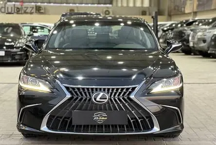 Lexus ES 250 2023