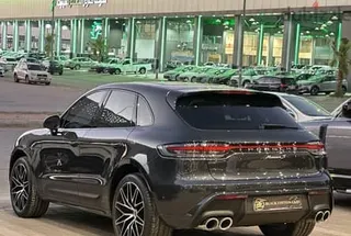 Porsche Macan 2025