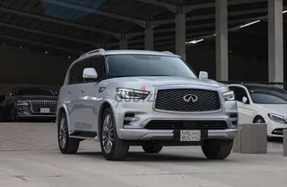 إنفينيتي QX80 2018