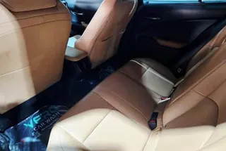 Lexus UX 200 2023