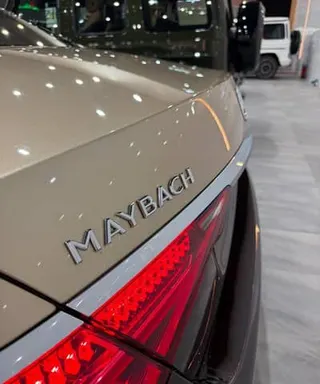 مرسيدس بنز مايباخ 2022