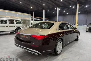 مرسيدس بنز مايباخ 2022