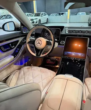 مرسيدس بنز مايباخ 2022