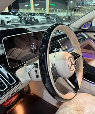 مرسيدس بنز مايباخ 2022