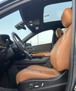 كاديلاك XT4 2020