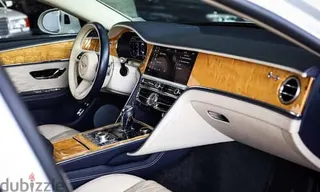 Bentley Flying Spur 2022