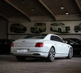 Bentley Flying Spur 2022