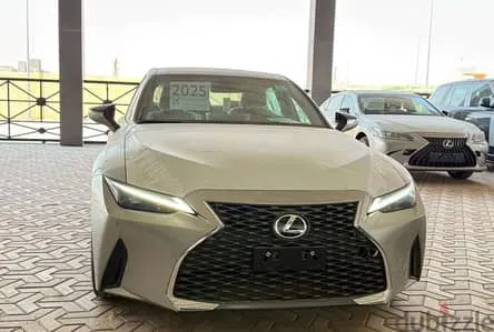 Lexus IS 300 2025