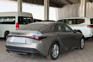 Lexus IS 300 2025