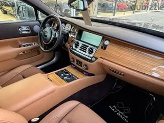 رولز رويس Wraith 2017