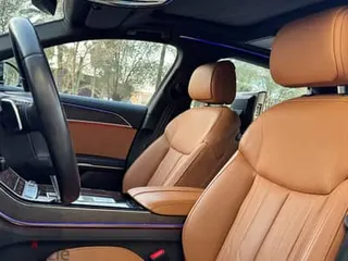 Audi A8 2023