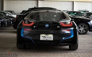 بي إم دبليو I8 2016