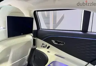 Bentley Flying Spur 2023