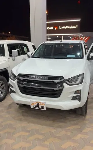 إيسوزو ديماكس 2024 — Dubizzle Saudi