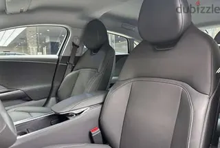 Lucid Air 2025