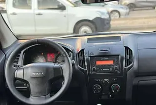 إيسوزو ديماكس 2019