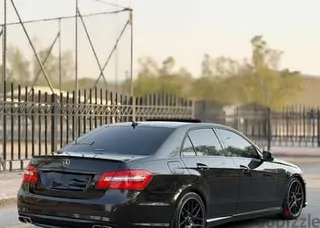 مرسيدس بنز E Class AMG 63 2011