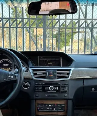 مرسيدس بنز E Class AMG 63 2011