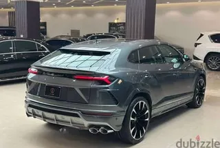 لامبورغيني Urus 2020
