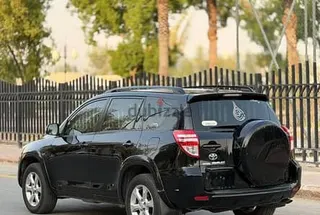 Toyota RAV4 2011