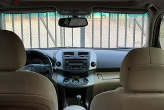 Toyota RAV4 2011