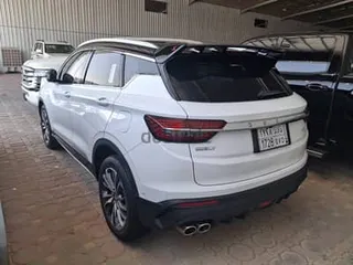 جيلي كولراي 2022