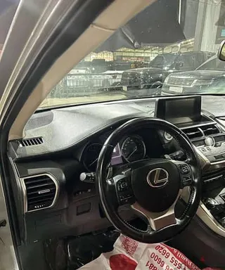 Lexus NX 300 2020