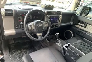 تويوتا FJ Cruiser 2020