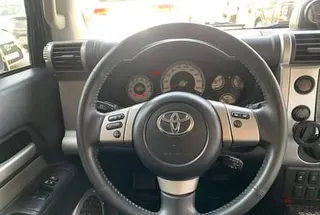 تويوتا FJ Cruiser 2020