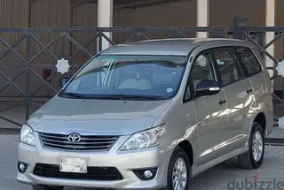 تويوتا Innova 2014