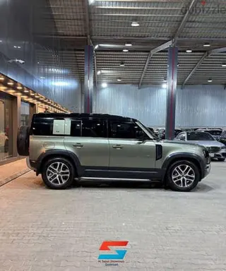 Land Rover Defender 2020