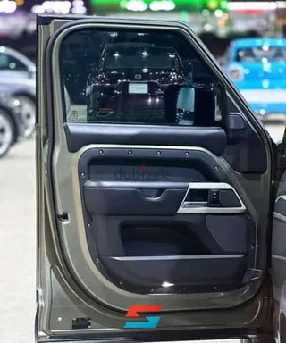 Land Rover Defender 2020