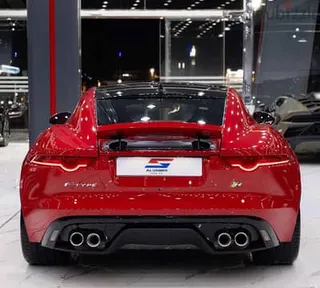 جاكوار F Type 2015