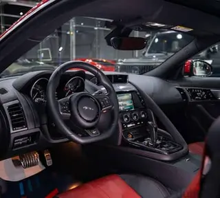 جاكوار F Type 2015