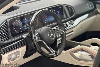 مرسيدس بنز GLS 2025