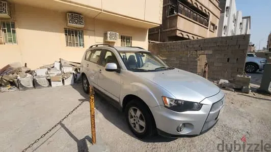 Mitsubishi Outlander 2011