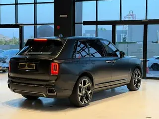 Rolls-Royce Cullinan 2024