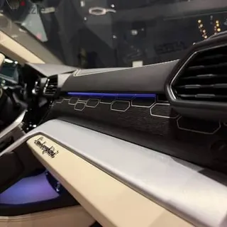 لامبورغيني Urus 2022